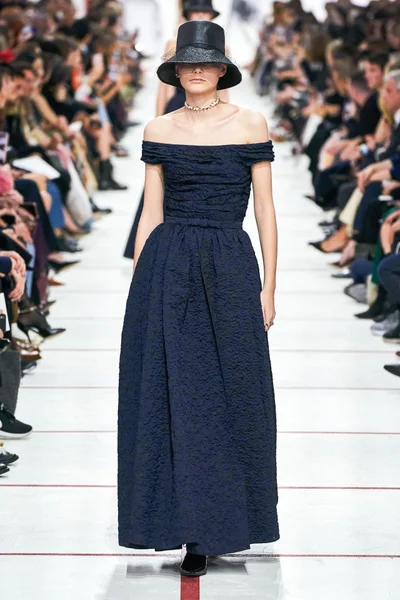 Look 79